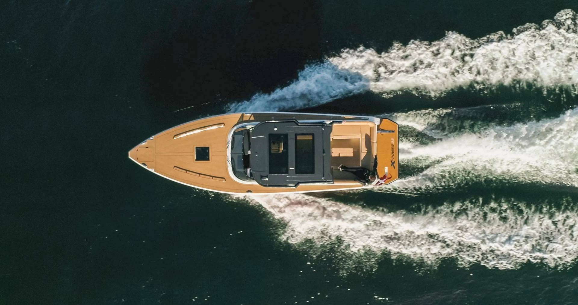 埃克斯(X-Yachts)X-Power 33C游艇