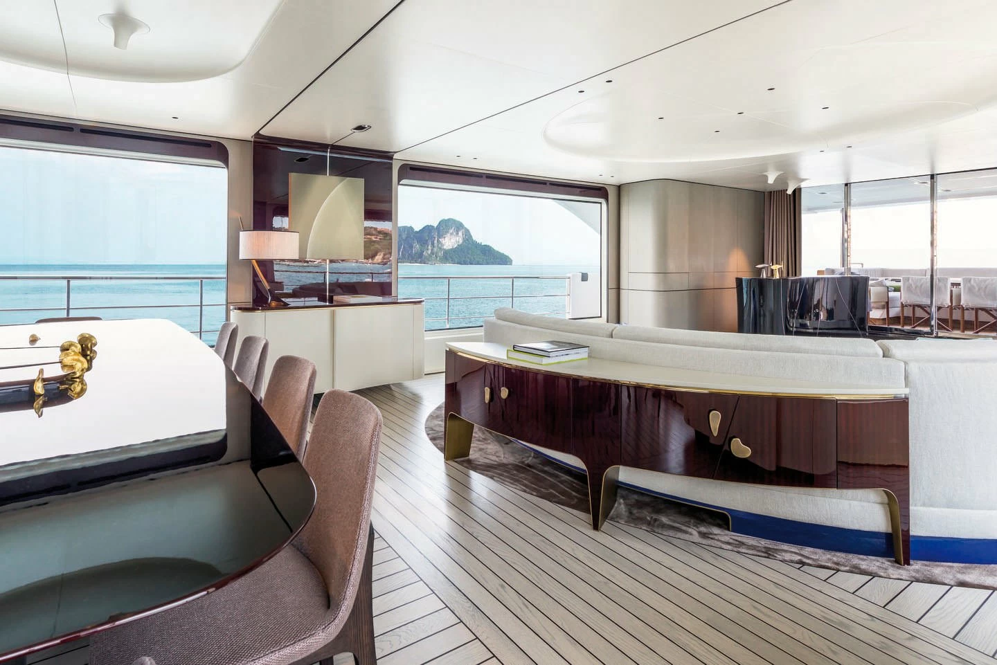 阿兹慕(Azimut)Grande35Metri游艇价格约3000万美元