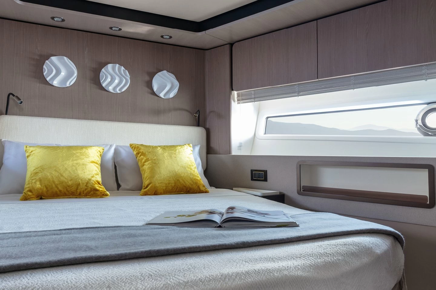 Azimut 72 FLY-1400