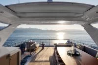 Azimut 72 FLY-1400