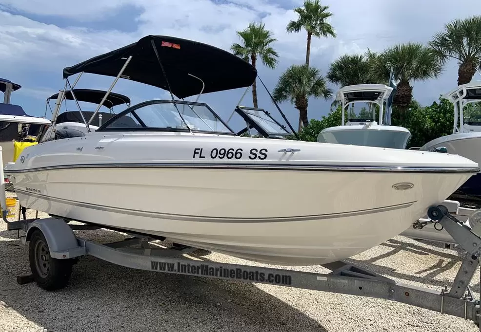 贝琳娜(Bayliner)VR4OB游艇