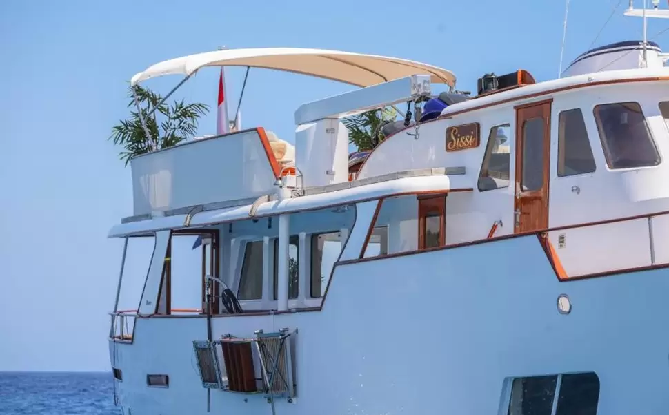 斐帝星（Feadship）27二手游艇