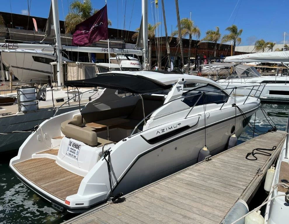 阿慕兹(Azimut)Atlantis34中型游艇