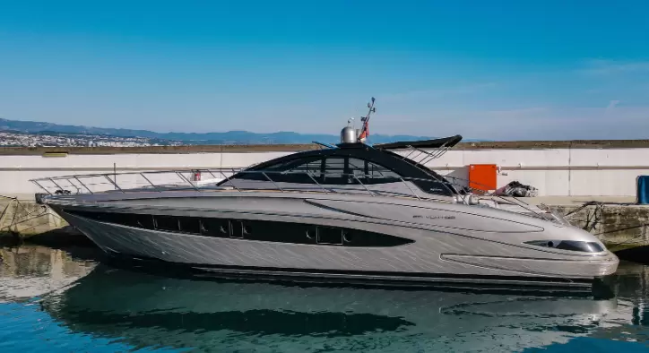 丽娃(Riva)63vertigo游艇