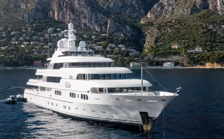 乐顺（Lurssen）Apoise飞桥游艇