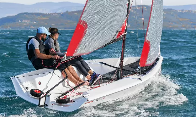 猎人(Hunter)15小型帆船价格是22万