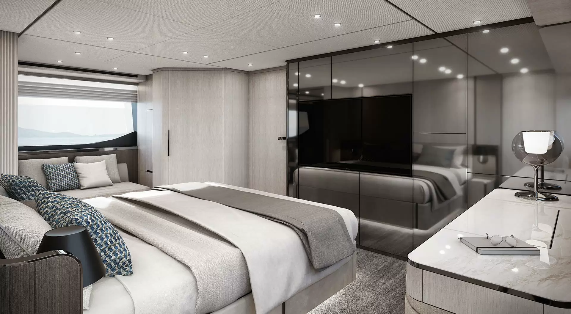 法拉帝（Ferretti）860豪华游艇主任舱