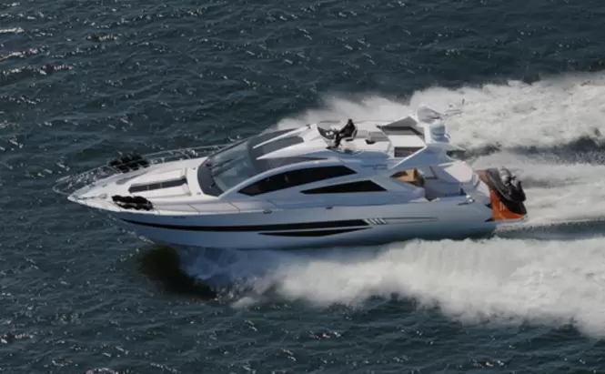 卡帝尔(Galeon)700Raptor游艇价格为1880-2000万元之间