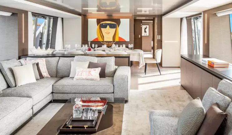 定制法拉帝(CustomLine)Navetta37Project游艇参内休息区