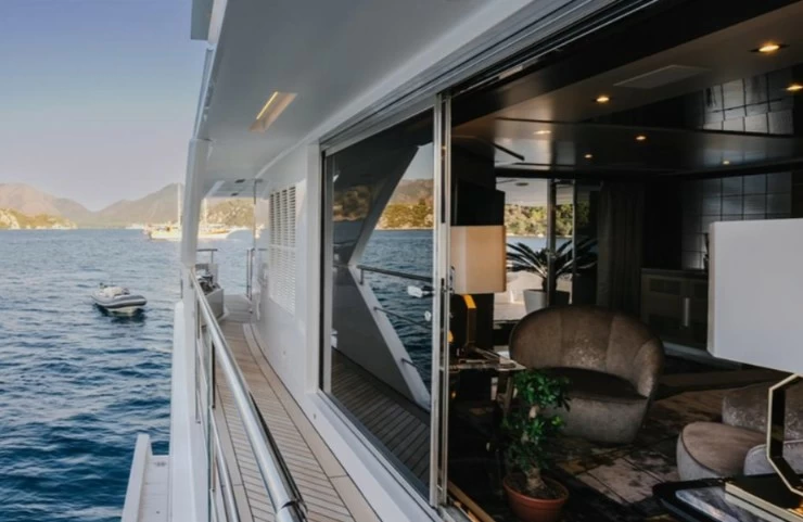 贝尼蒂(Benetti)Fast125飞桥游艇二手价格1390万欧元