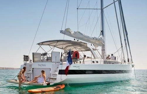 博纳多(Beneteau)遨享仕62二手帆船游艇