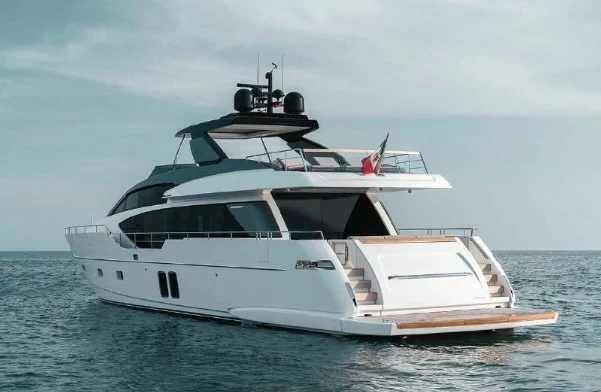 圣劳伦佐(SanLorenzo)SL86游艇价格3500万元左右