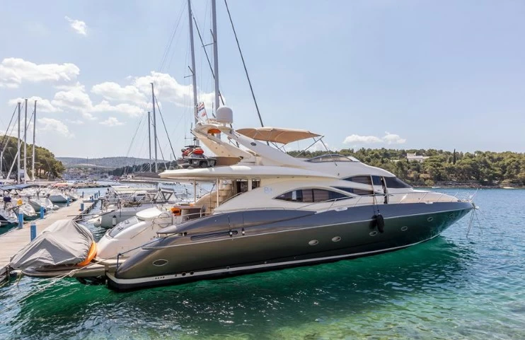 圣汐(Sunseeker)Manhattan84二手游艇