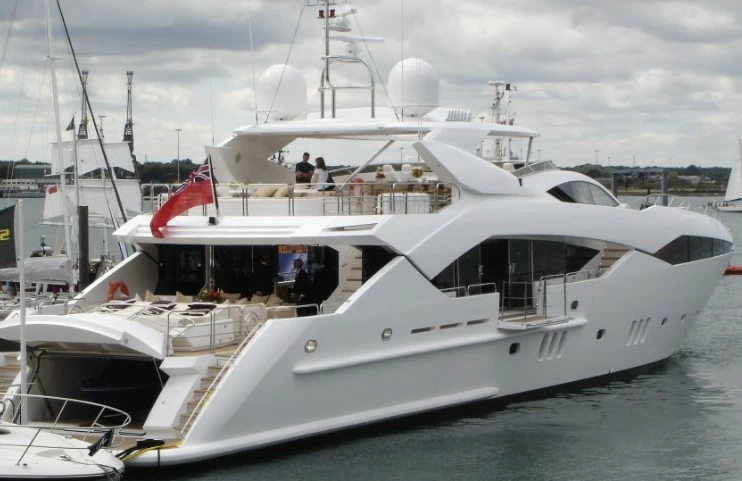 圣汐(Sunseeker)130运动豪华游艇