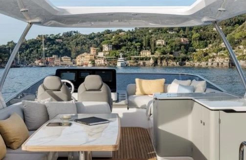阿兹慕(Azimut)60飞桥游艇艇价格1550万