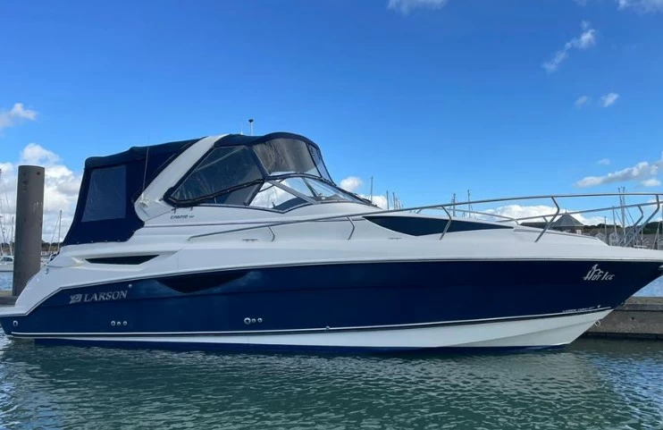 拉尔森(Larson)Cabrio285游艇