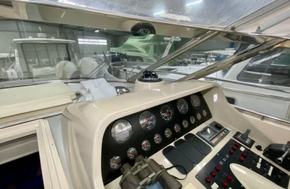 丽娃(Riva)43TropicanaS二手游艇价格17万欧元