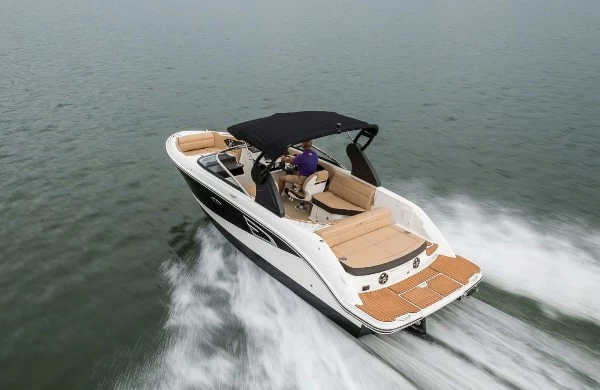 进口快艇希瑞(SeaRay)230SLX快艇