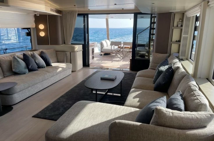 阿兹慕(Azimut)Magellano25M二手游艇价格