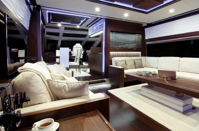 卡帝尔(Galeon)780Crystal飞桥游艇价格2000万起