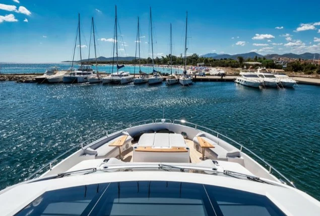 圣汐(Sunseeker)90Ocean二手私人游艇价格