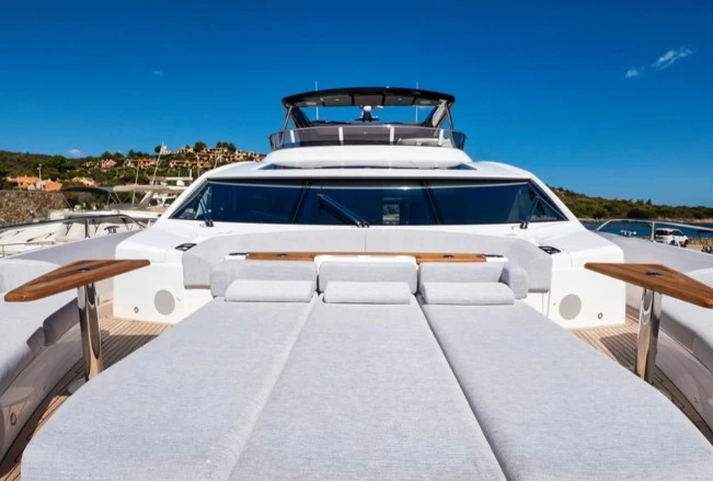 圣汐(Sunseeker)90Ocean二手私人游艇695万英镑