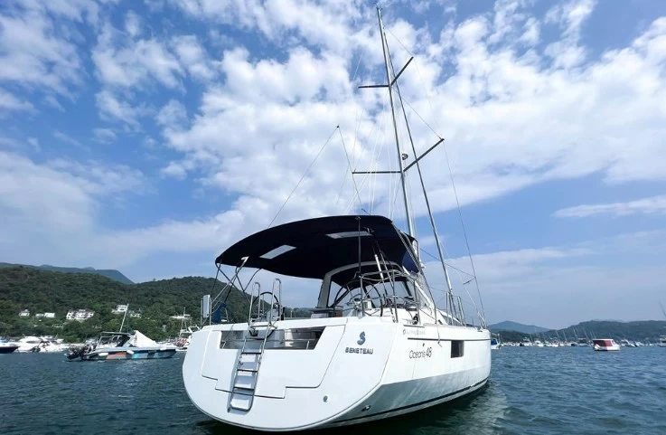博纳多(Beneteau)遨享仕48二手帆船