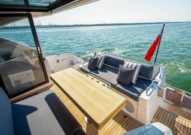 圣汐(Sunseeker)Predator50游艇价格