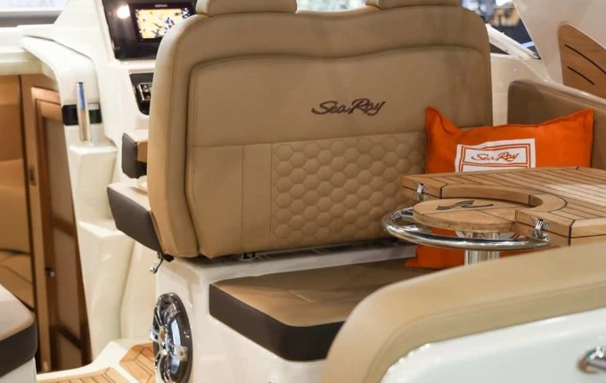 8米希瑞(SeaRay)265Sundancer快艇价格130万