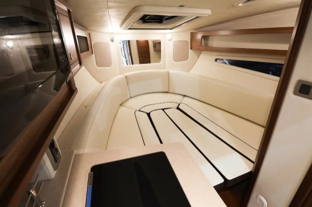8米希瑞(SeaRay)265Sundancer快艇价格130万