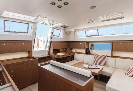 15米(50英尺)法国博纳多(Beneteau)绅士51帆船价格410万元
