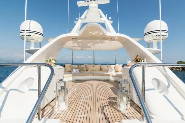 30米贝尼蒂(Benetti)Tradition100二手游艇价格295万欧元