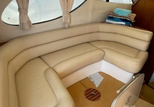 8米卡帝尔(Galeon)290二手飞桥游艇沙龙