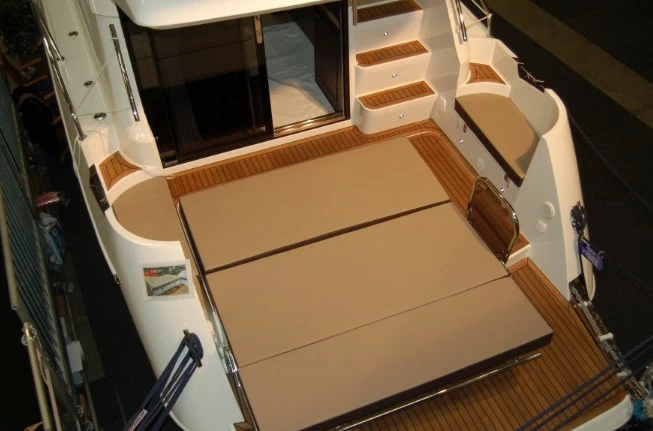 10米卡帝尔(Galeon)340小型游艇豪华价格160万元