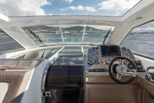 13米卡帝尔(Galeon)405HTL私人游艇价格