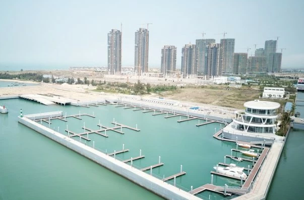 海口华彩•杰鹏游艇俱乐部