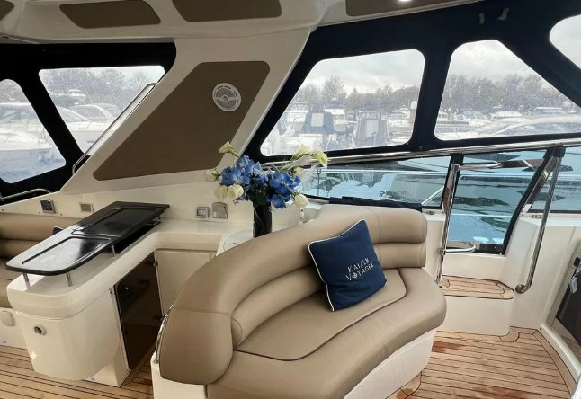 14米英国西莱(Sealine)S48二手豪华游艇价格17万英镑