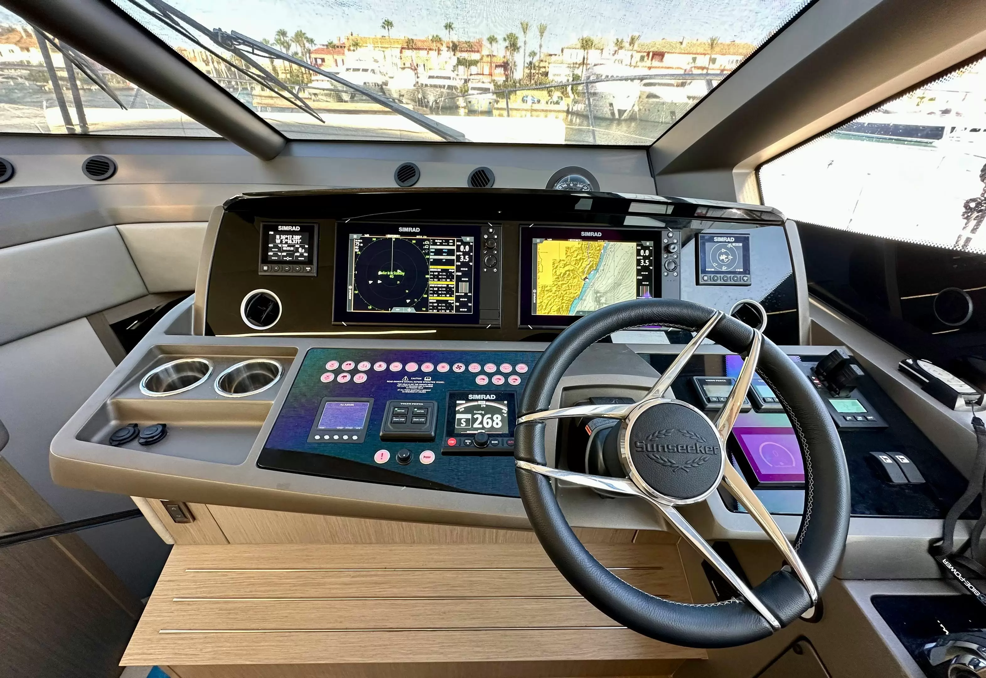 17米圣汐(Sunseeker)Manhattan52飞桥游艇价格850万元