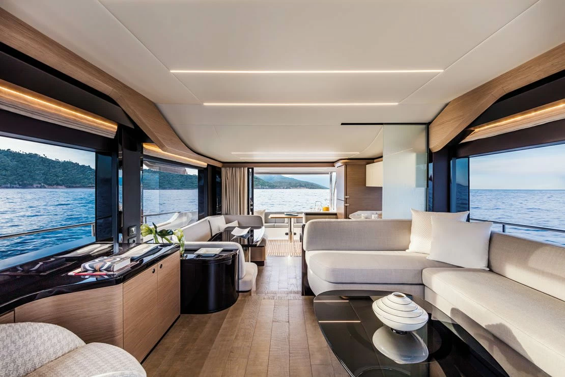 17米的雅舶仕(Absolute)Navetta58豪华游艇价格
