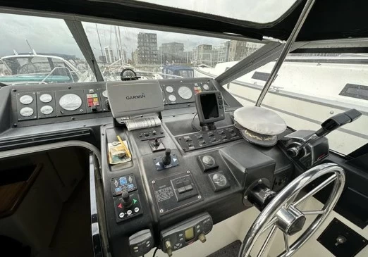 11米贝琳娜(Bayliner)3555二手游艇价格为36万元