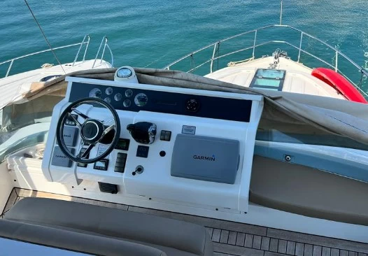 菲尔兰(Fairline)Squadron42二手游艇价格30万英镑