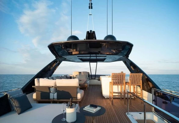 23米法拉帝(Ferretti )780二手游艇价格359万欧元