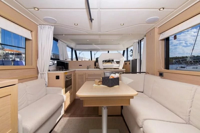 博纳多(Beneteau)思乐47游艇