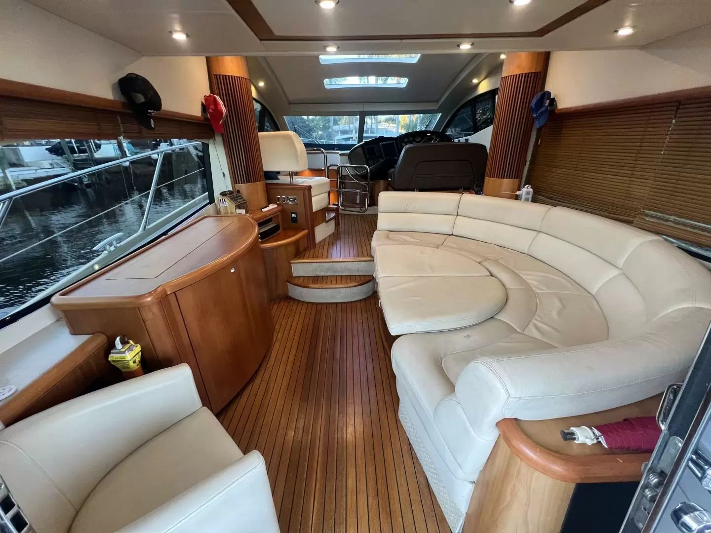17米圣汐（Sunseeker）Predator52飞桥游艇沙龙