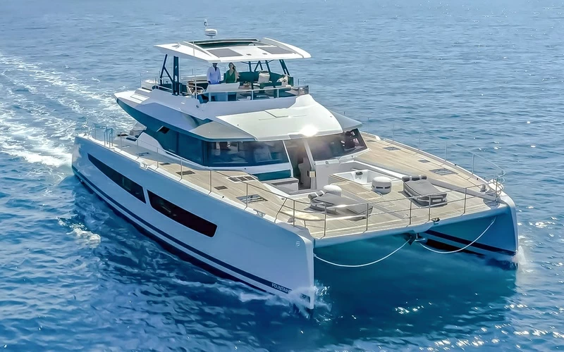 枫丹白露(Fountaine Pajot)67双体游艇
