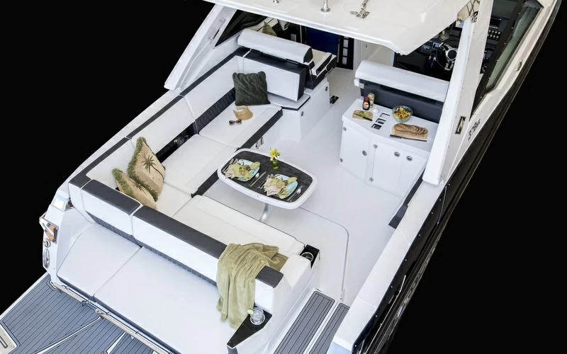 蒙特瑞378SE游艇价格300万