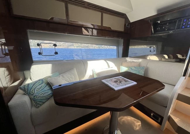 菲尔兰（Fairline）Targa43二手游艇沙龙
