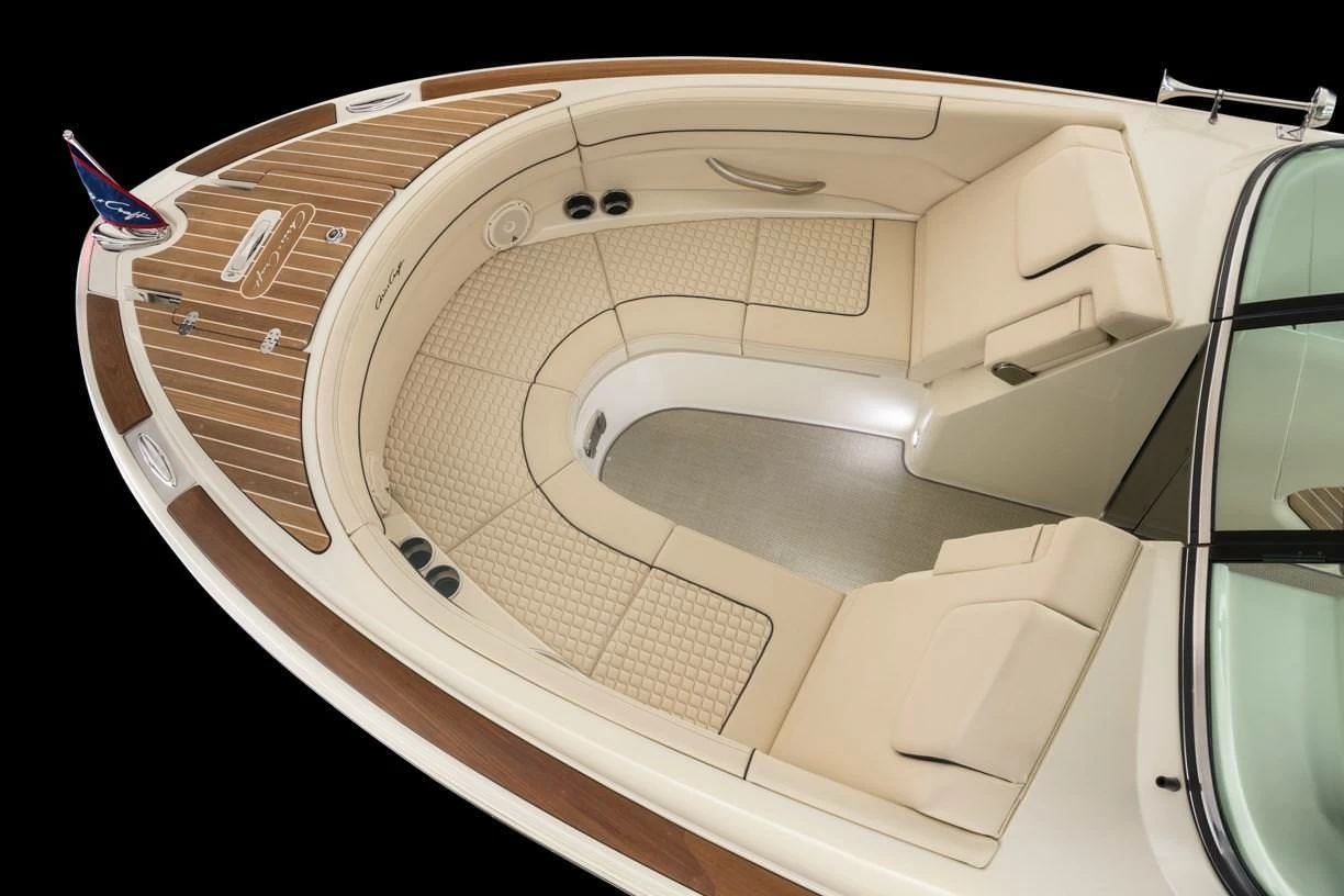 8米克里斯(Chris-Craft)Launch28GT运动快艇