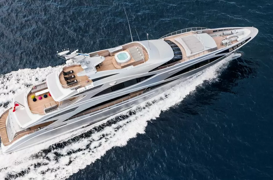 贝尼蒂（Benetti）Panthera超级飞桥游艇