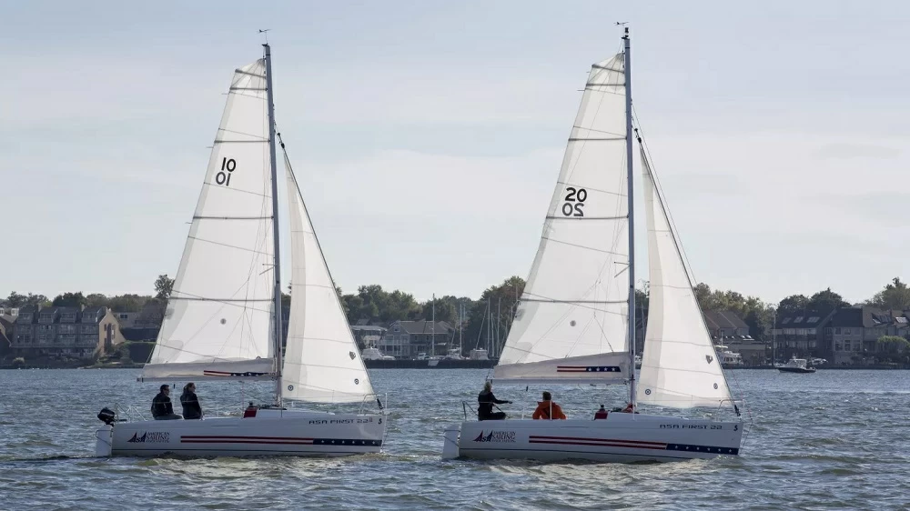 博纳多(Beneteau)锋仕22单体帆船